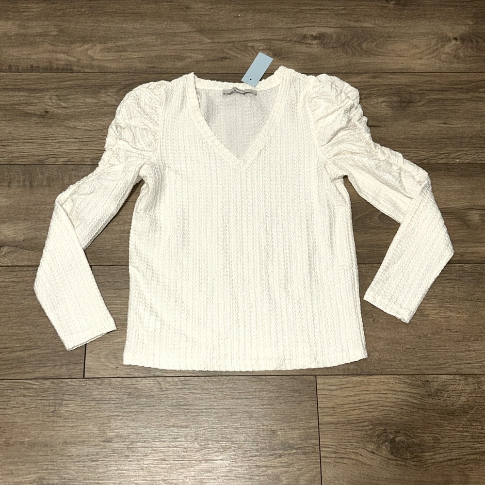 Loft Off-White V-Neck Ruched Sleeve Top